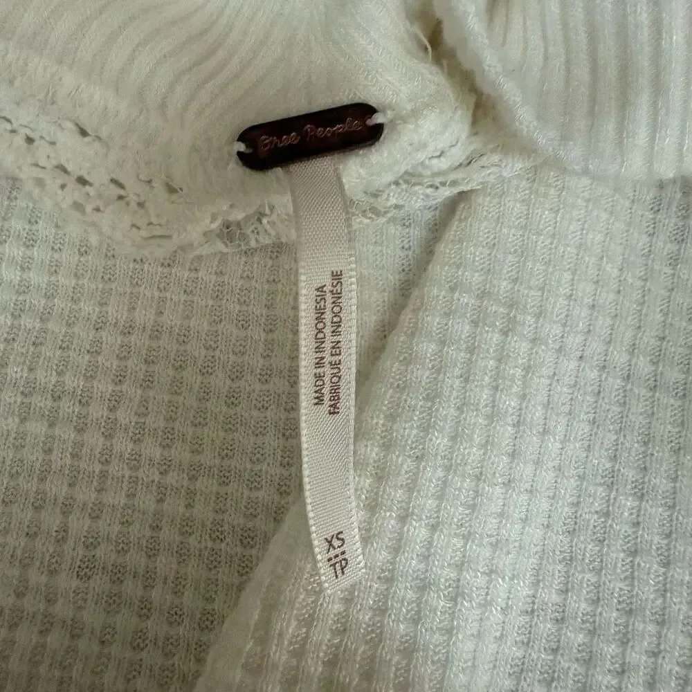 Free People Spring Valley white Thermal Top lace insert size XS